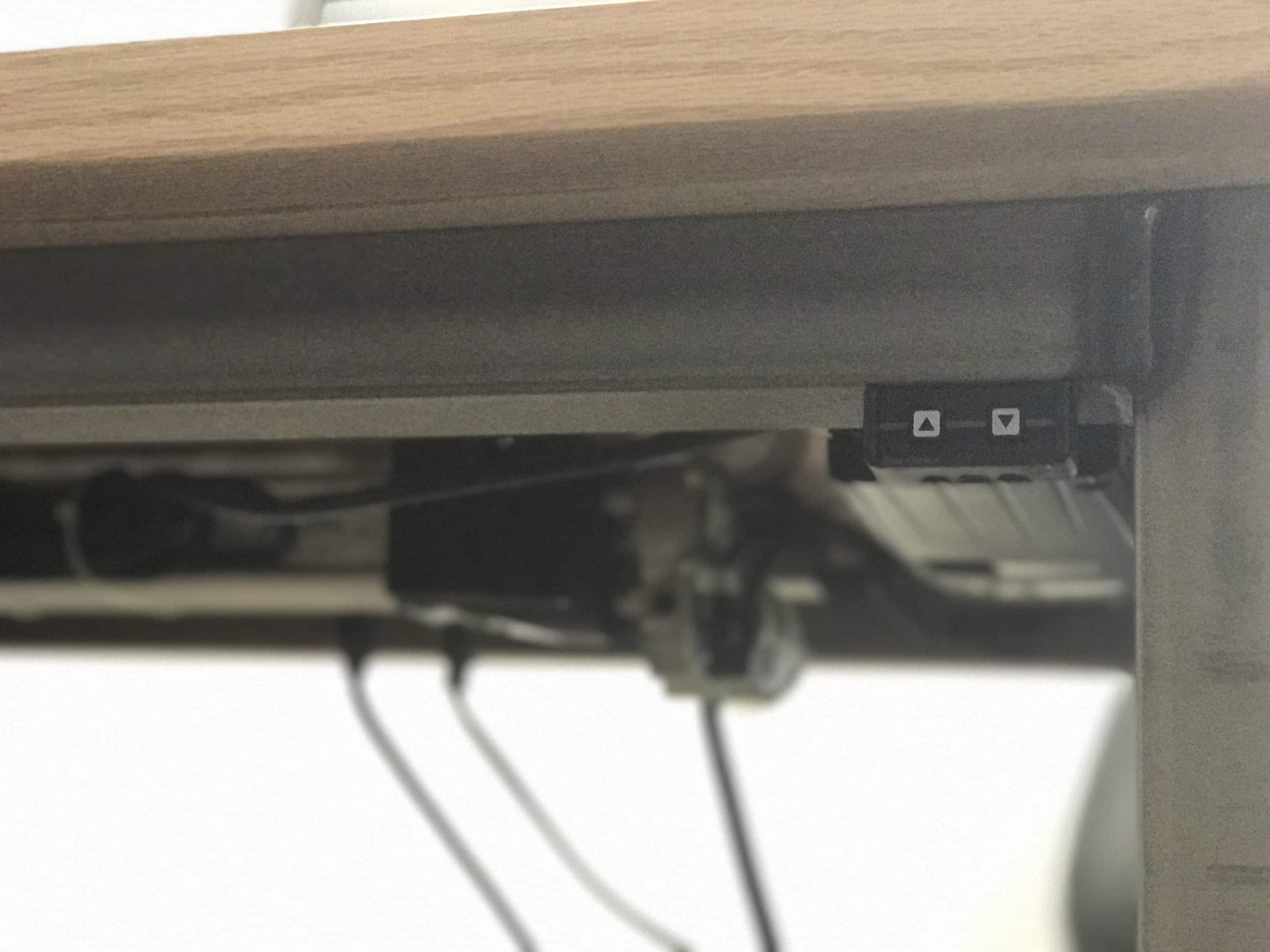 hydraulic height adjustable desk