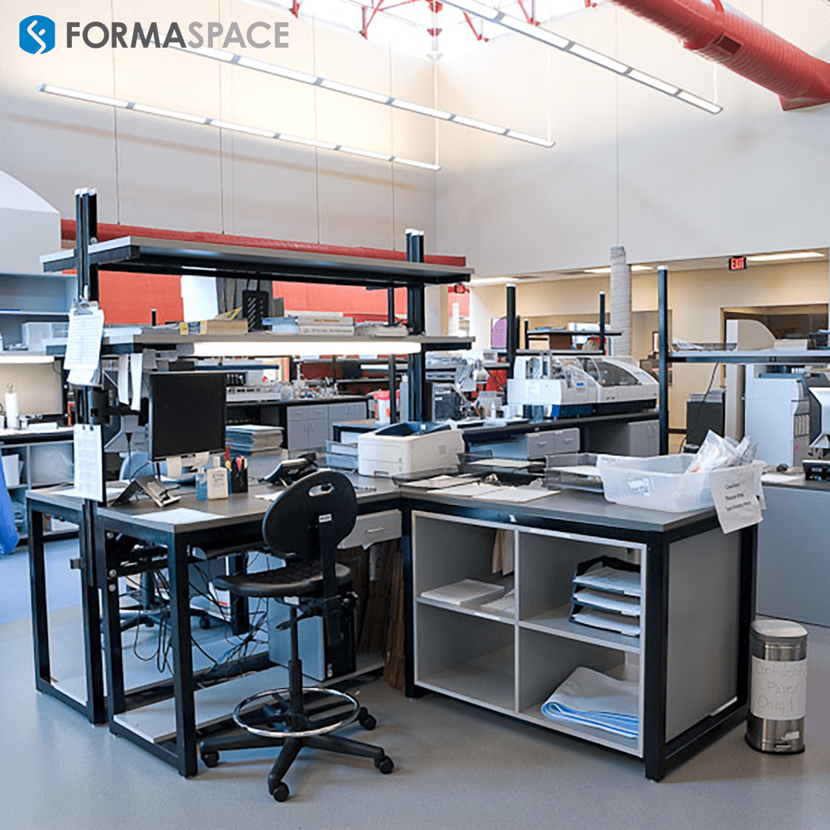 Fully Customized Diagnostics Wet Laboratory Furniture