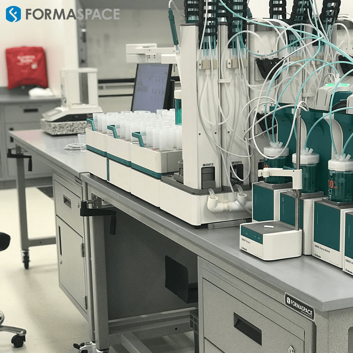 Workbenches for Titration Lab | Formaspace