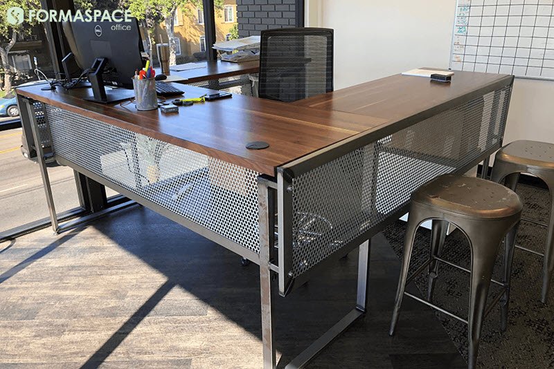 custom private desk