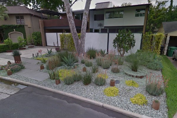 The house as it appears today. The sustainable features include the lawn. Architect Karen Lantz is now consulting in sustainable landscape architecture as well. wpfc